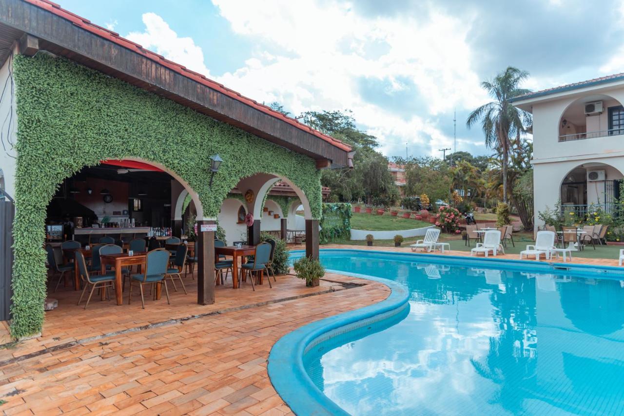 Hotel Casa Blanca Ciudad del Este Exterior foto